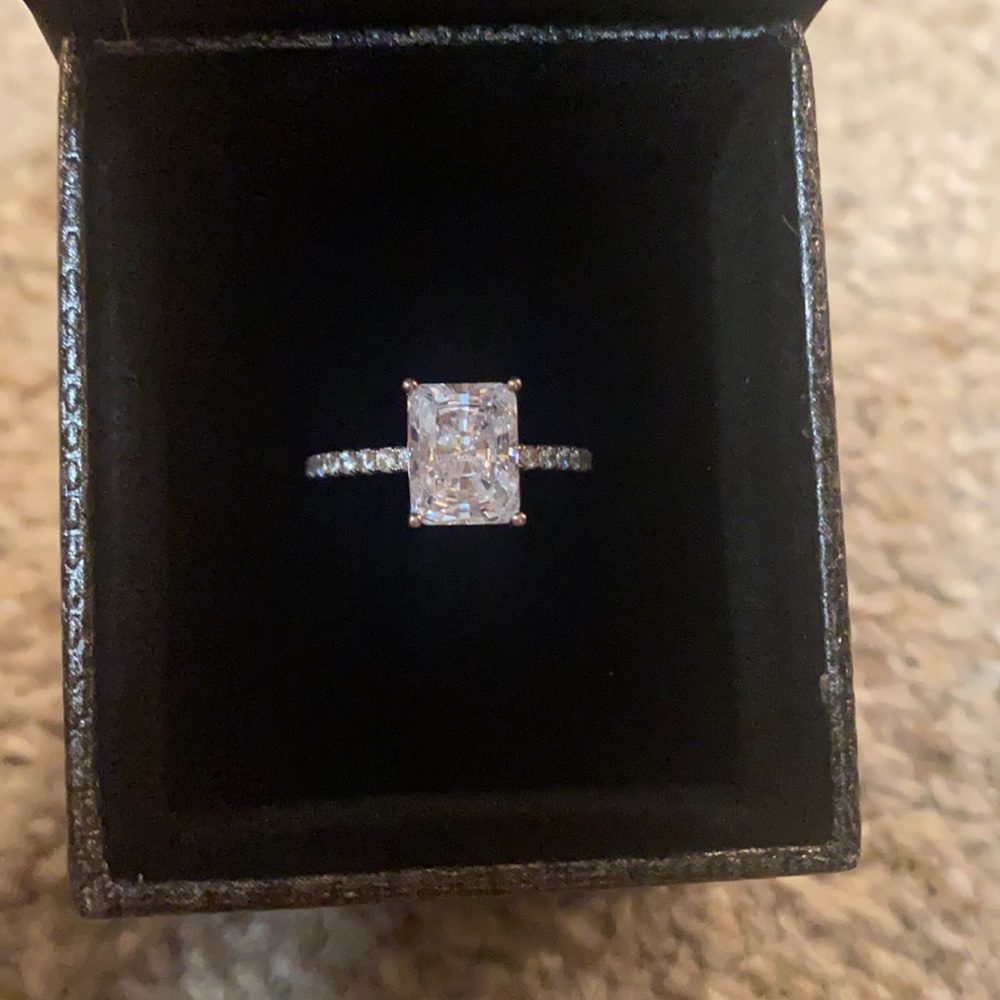 NEW Tiger Gems 3ctw Radient Cut Solitaire Engagement Ring - Picture 3 of 10